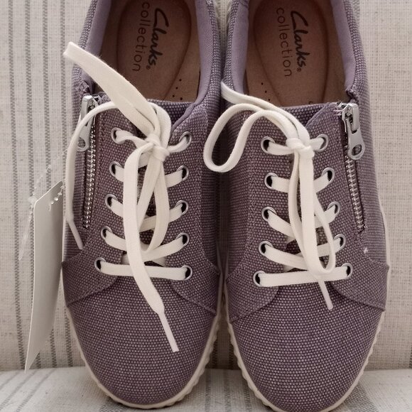 Clarks Shoes - 'CLARKS' NWT Canvas Lace up Sneaker